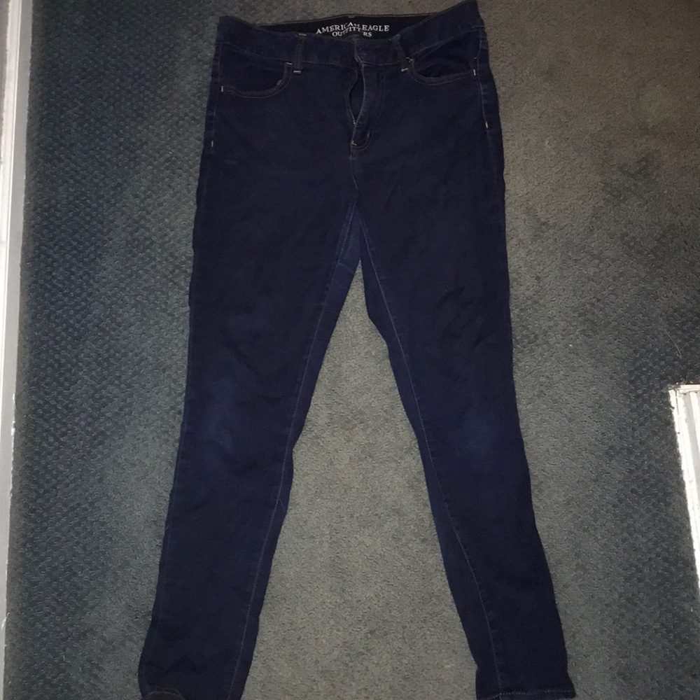 Dark wash jeggings